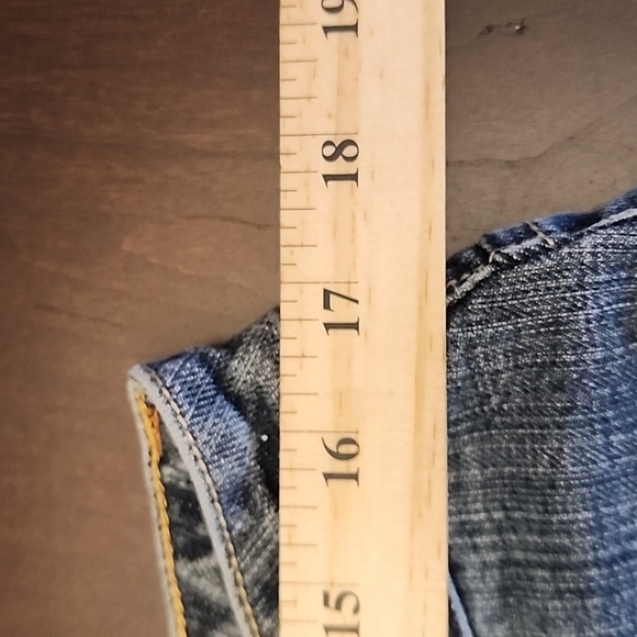 Chicos Platinum Straight jeans, Chicos size 2.5=size 14 - Picture 9 of 10